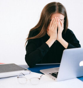 The Neuroscience of Anticipatory Anxiety — Why Your Brain Does This