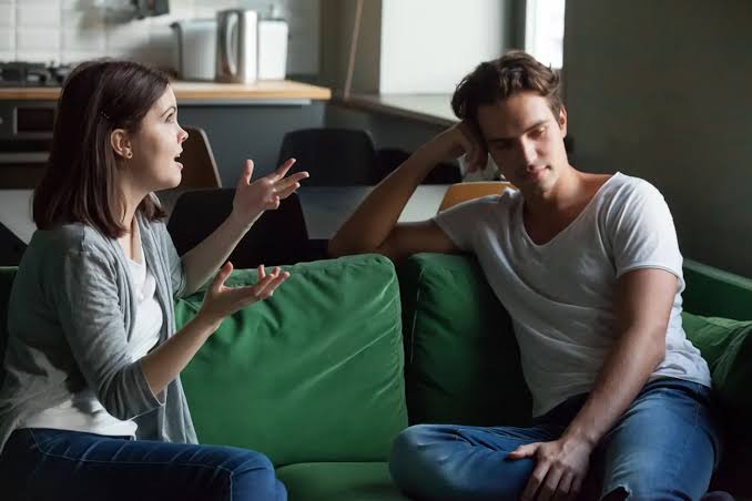 Are You Trauma Dumping? Warning Signs and How to Stop