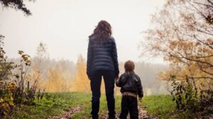 narcissistic parent signs in adults, narcissistic parent, narcissistic mother, narcissistic father, adult children of narcissists, effects of narcissistic parenting, golden child and scapegoat, emotional neglect, family trauma, healing from narcissistic parent